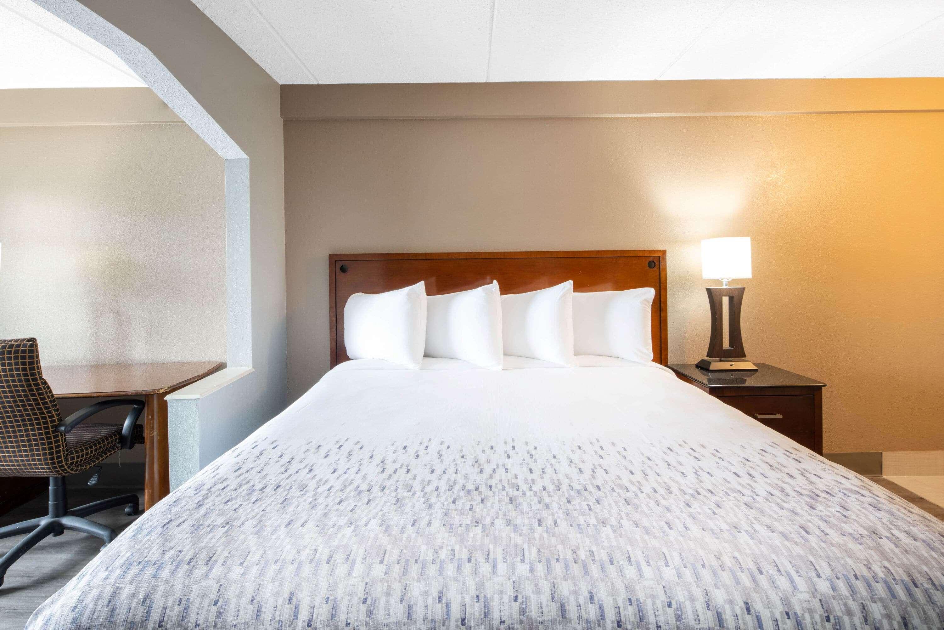 Baymont By Wyndham Hotel 3*